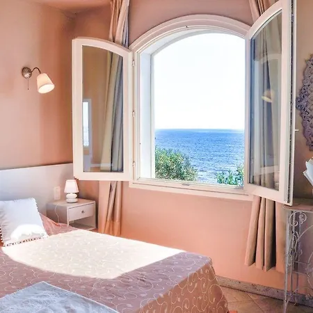 Отель Torremare Marine du Miomo